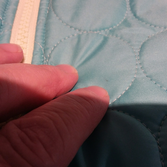 ⬇️Baby Gap light quilted reversible coat - Picture 7 of 14